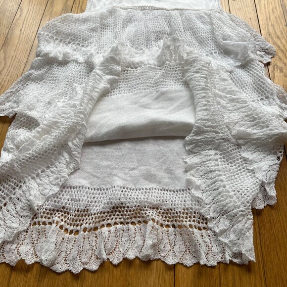White House Black Market Size L White Sleeveless Tiered Ruffled Tank Sweater Top - Picture 9 of 16
